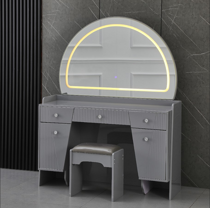A2006 - Yorda Dresser